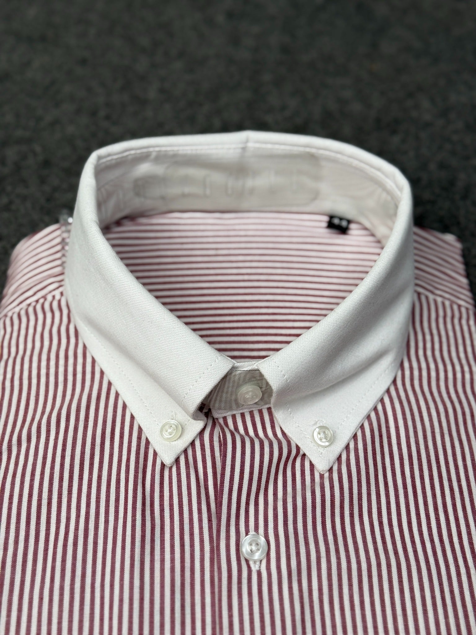 Whine Stripe Contrast