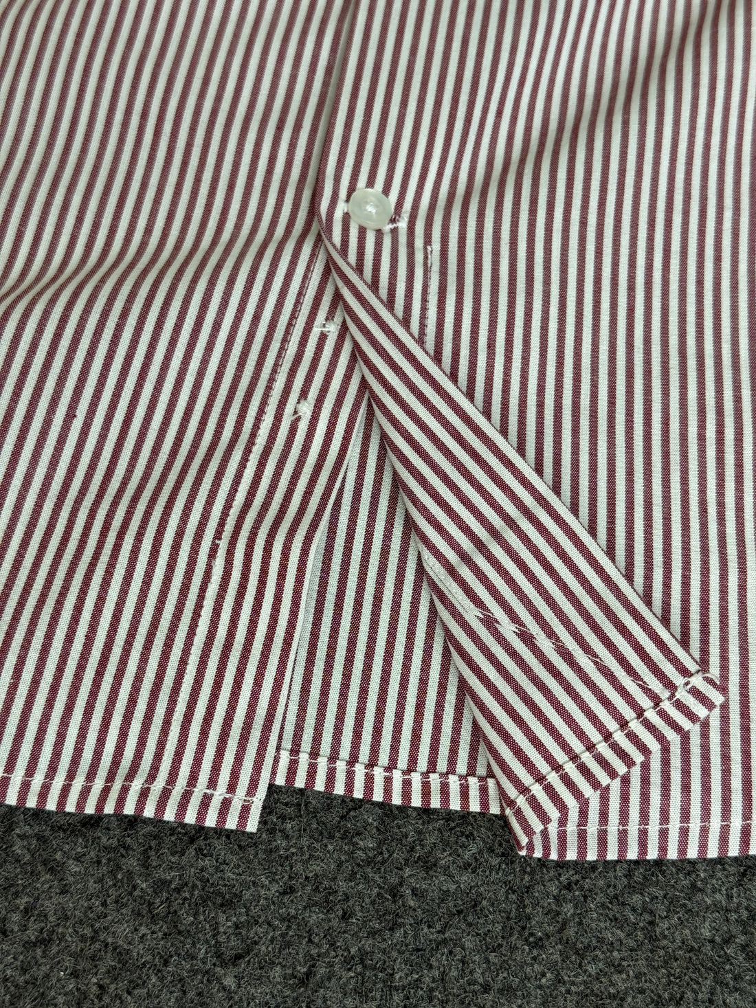 Whine Stripe Contrast